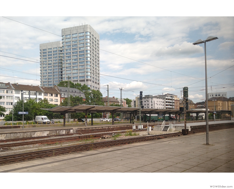 And here it is: Mainz Hauptbahnhof.