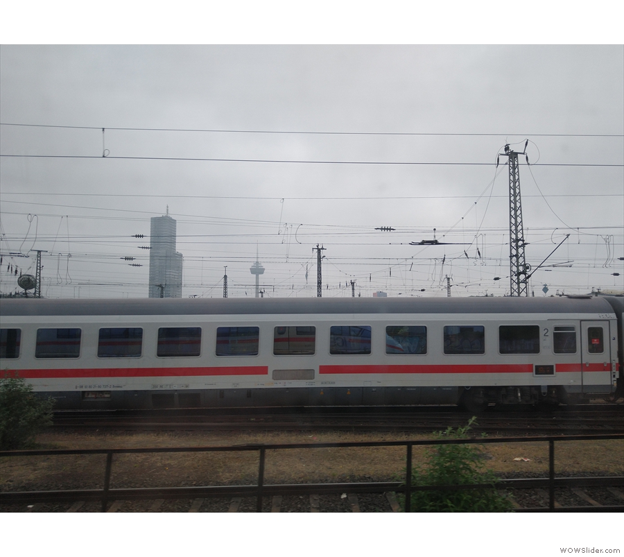 A different view of the marshalling yards outside Köln from the one I had going to Mainz.