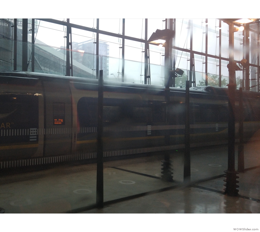 ... Lille Europe, where we met an Amsterdam-bound Eurostar on the opposite platform.