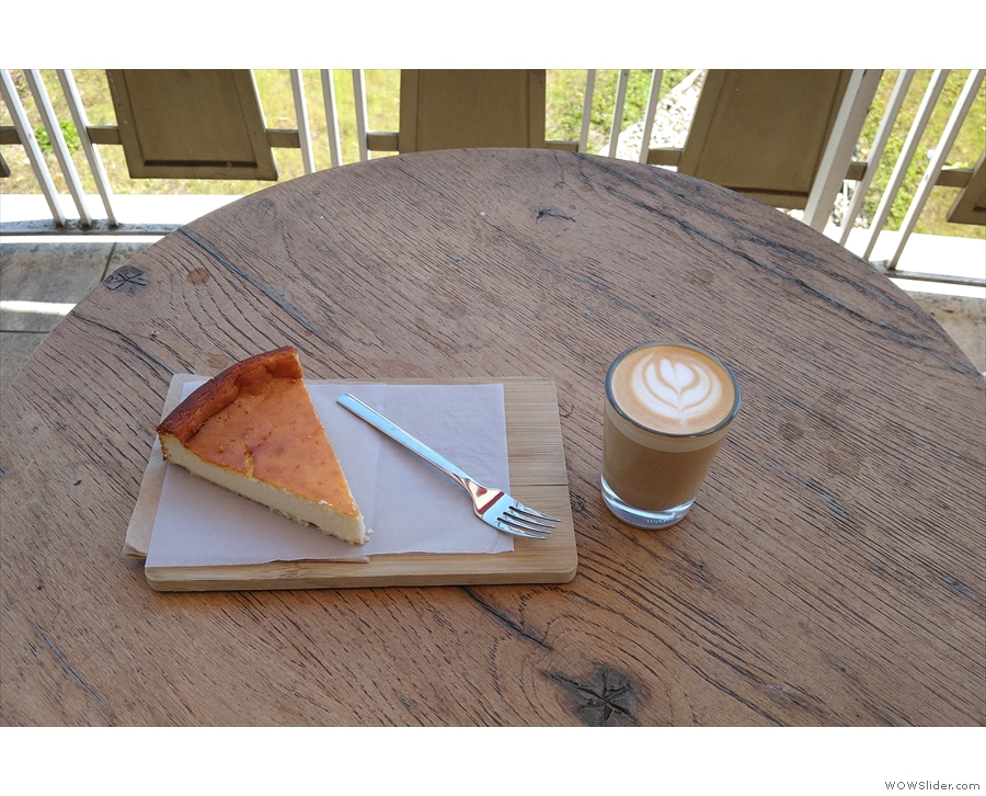 I decided to start my day with a cortado and a slice of the cheesecake.