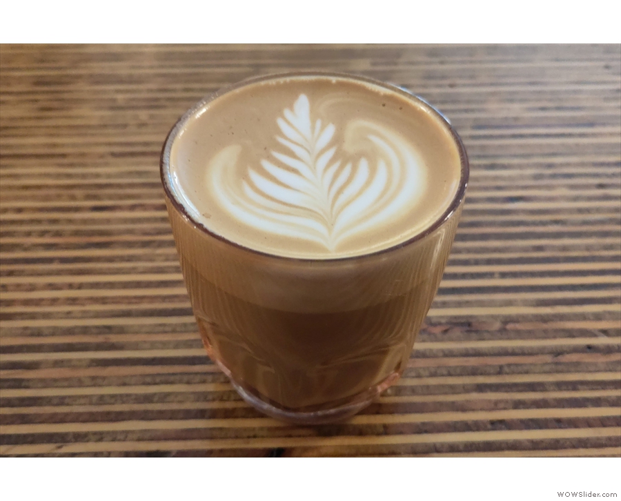As it was, I went for a cortado, served in a glass and made with the guest espresso...