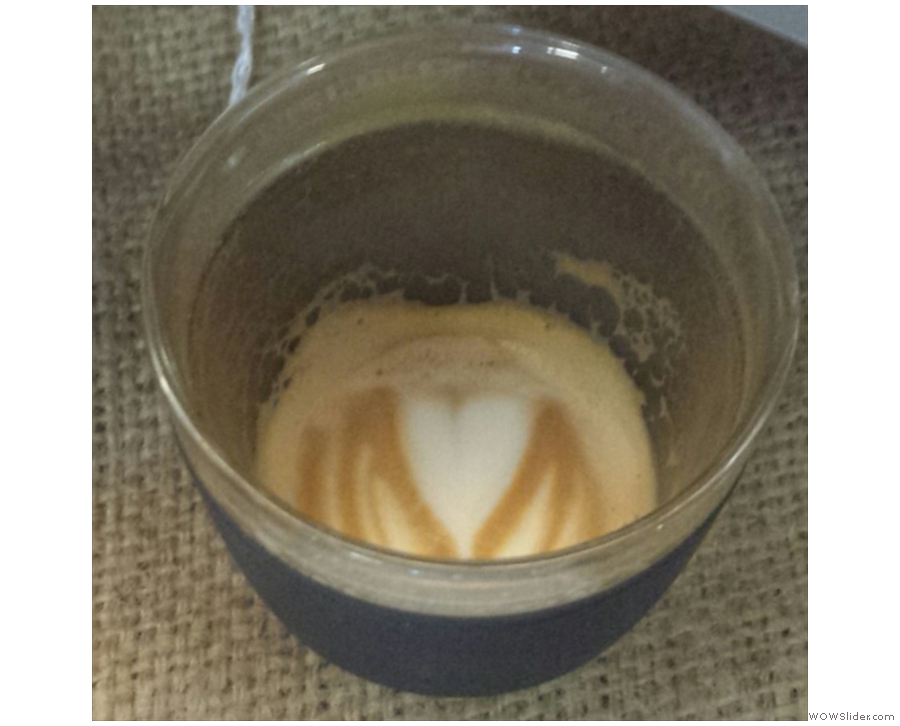 I love it when the latte art holds to the bottom of the cup.