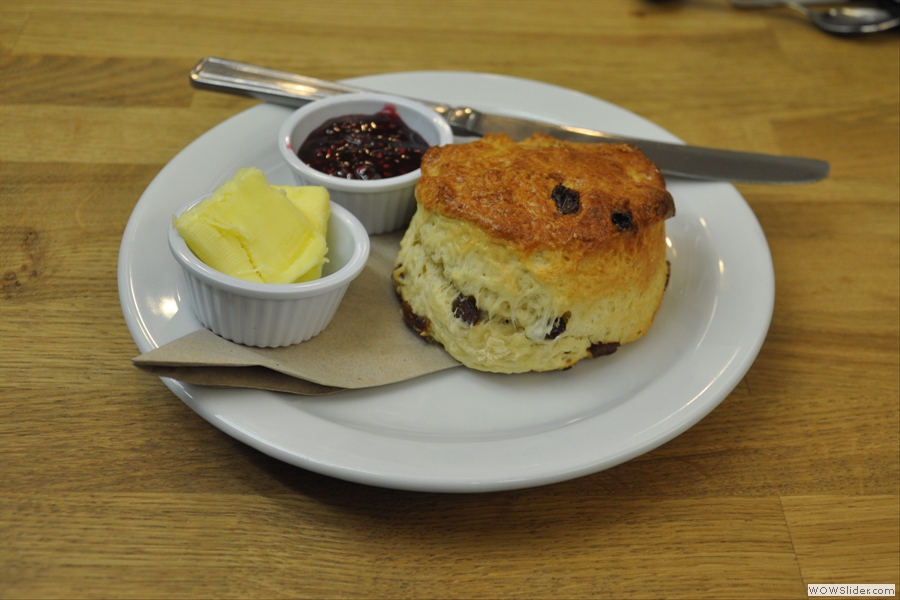 ... and the last scone of the day. Well, it would have been rude to leave it...