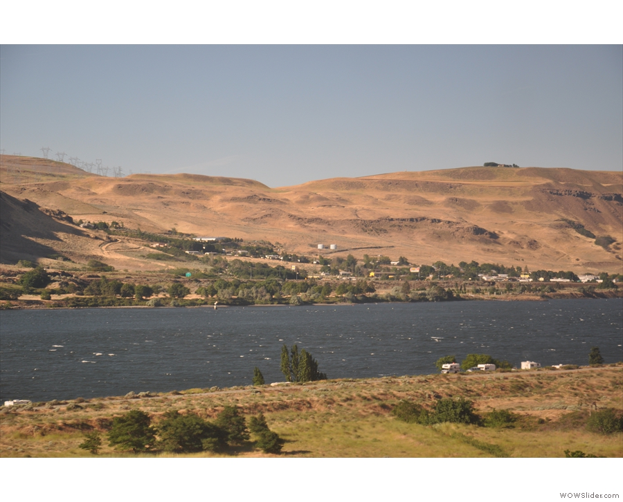 The town of The Dalles on the Oregon side. We, by the way, are in Washington.