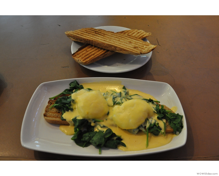 However, I was there for breakfast, so naturally it was Eggs Florentine for me.