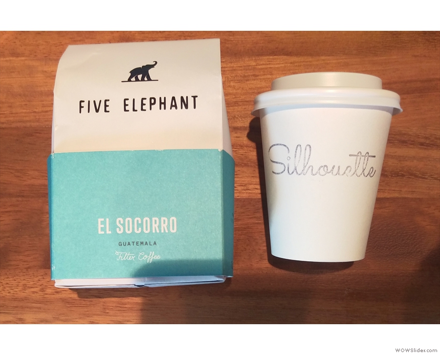 I was given a sample of the Five Elephant to take away with me (just enough for a cup)...