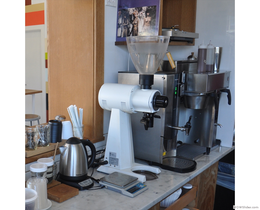 The filter end of the counter, with the ubiquitous EK-43 and the obligatory bulk-brewer.