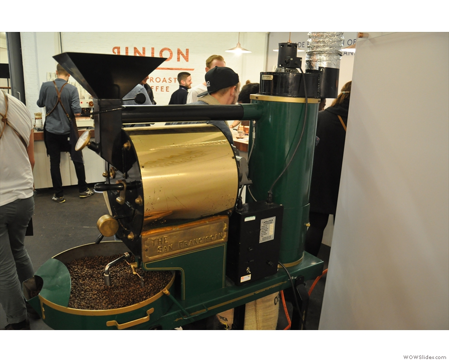 And, of course, no Union stand would be complete without the demonstration roaster.